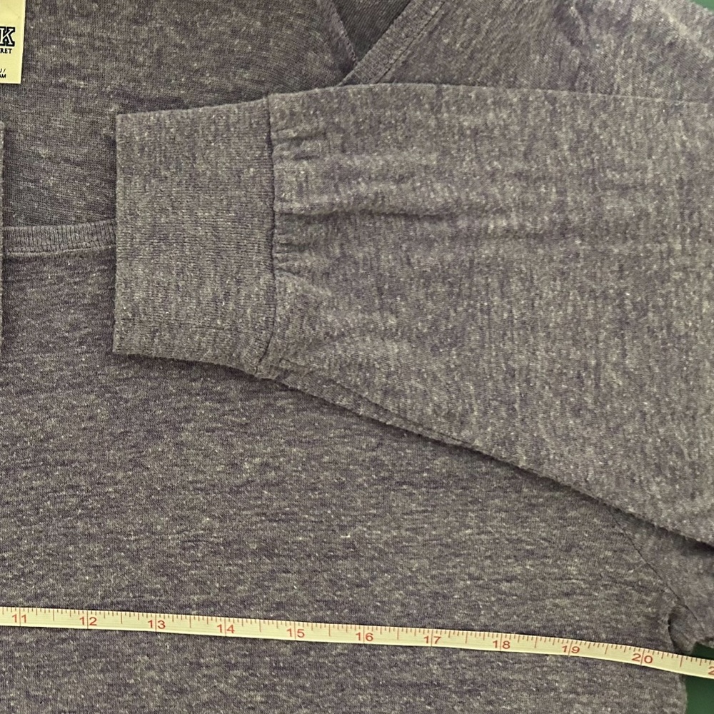 Women’s Victoria’s Secret PINK Long Sleeve - Picture 6 of 9